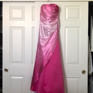Fit and flare Fuchsia Gown/ Prom XS/ dress size 2